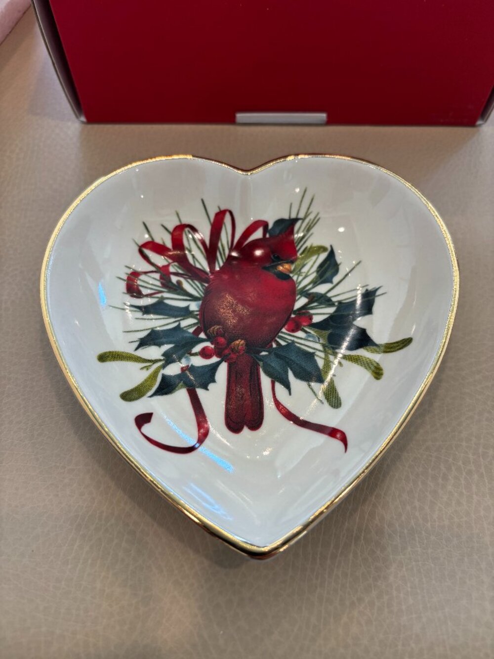 Lenox Winter Greetings Heart Candy Dish 24 kt Gold Rim